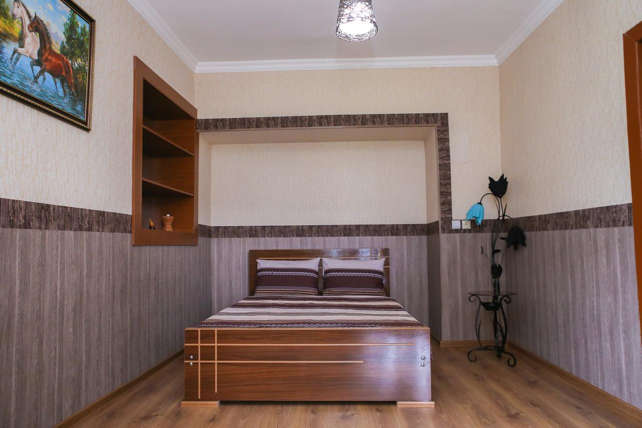 Metekhi Ubani'S Guesthouse Tbilisi Exterior photo