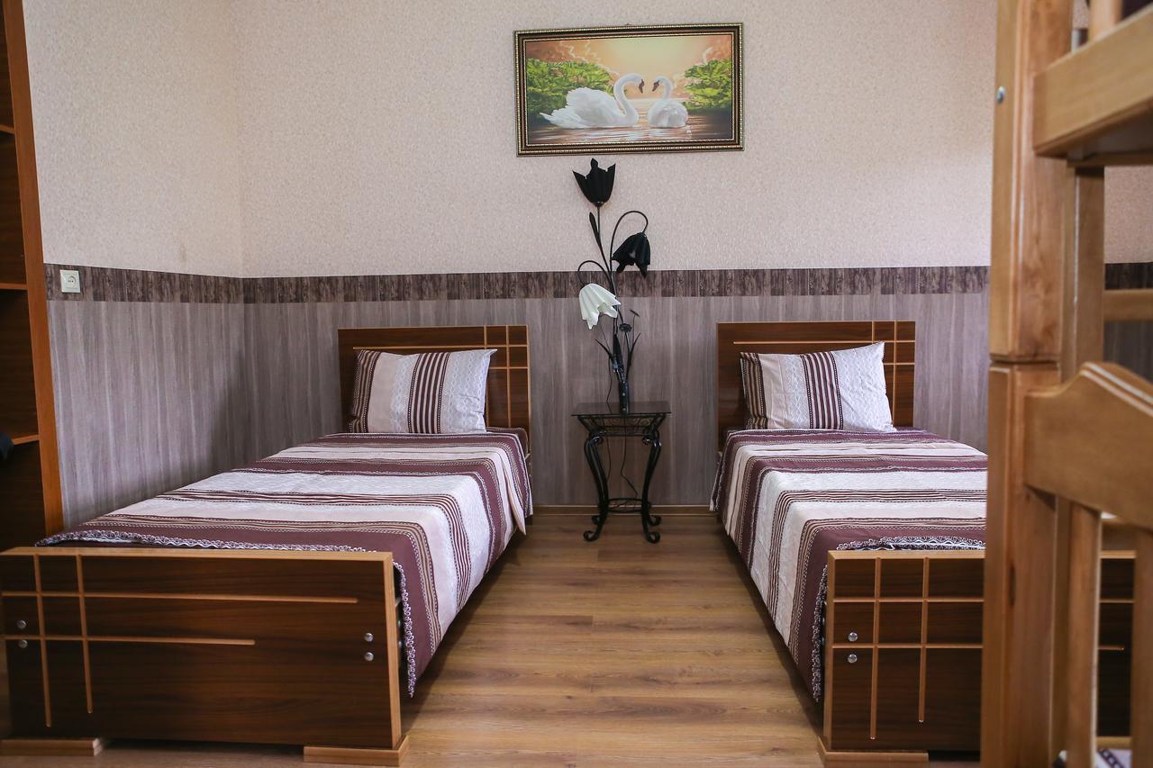 Metekhi Ubani'S Guesthouse Tbilisi Exterior photo